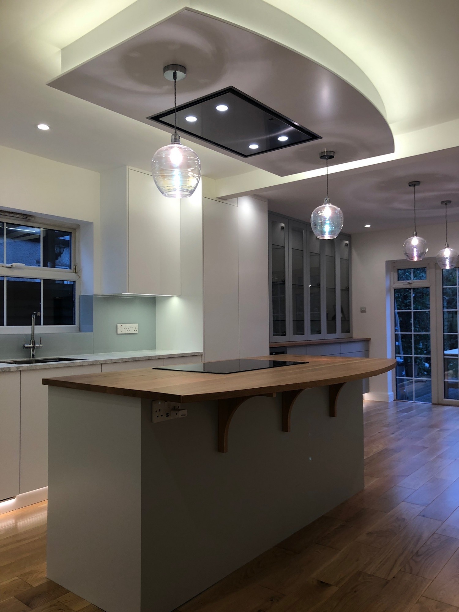 Bushey Heath Contemporary Kitchen - Wentwood Kitchens